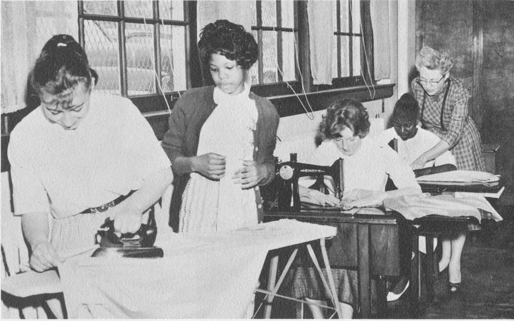 Home Economics class. PPS Archives