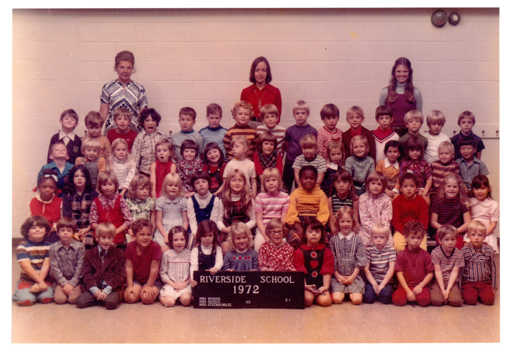 Riverside School class photo, 1972. PPS Archives